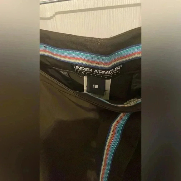 Women’s Under Armor Pants Capri Convertible Pants Dark Brown Great Condition - Picture 2 of 10